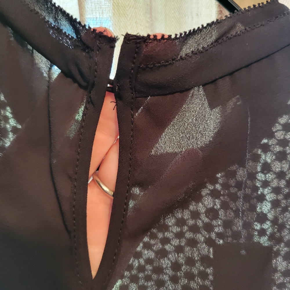 Sheer blouse - Picture 6 of 14